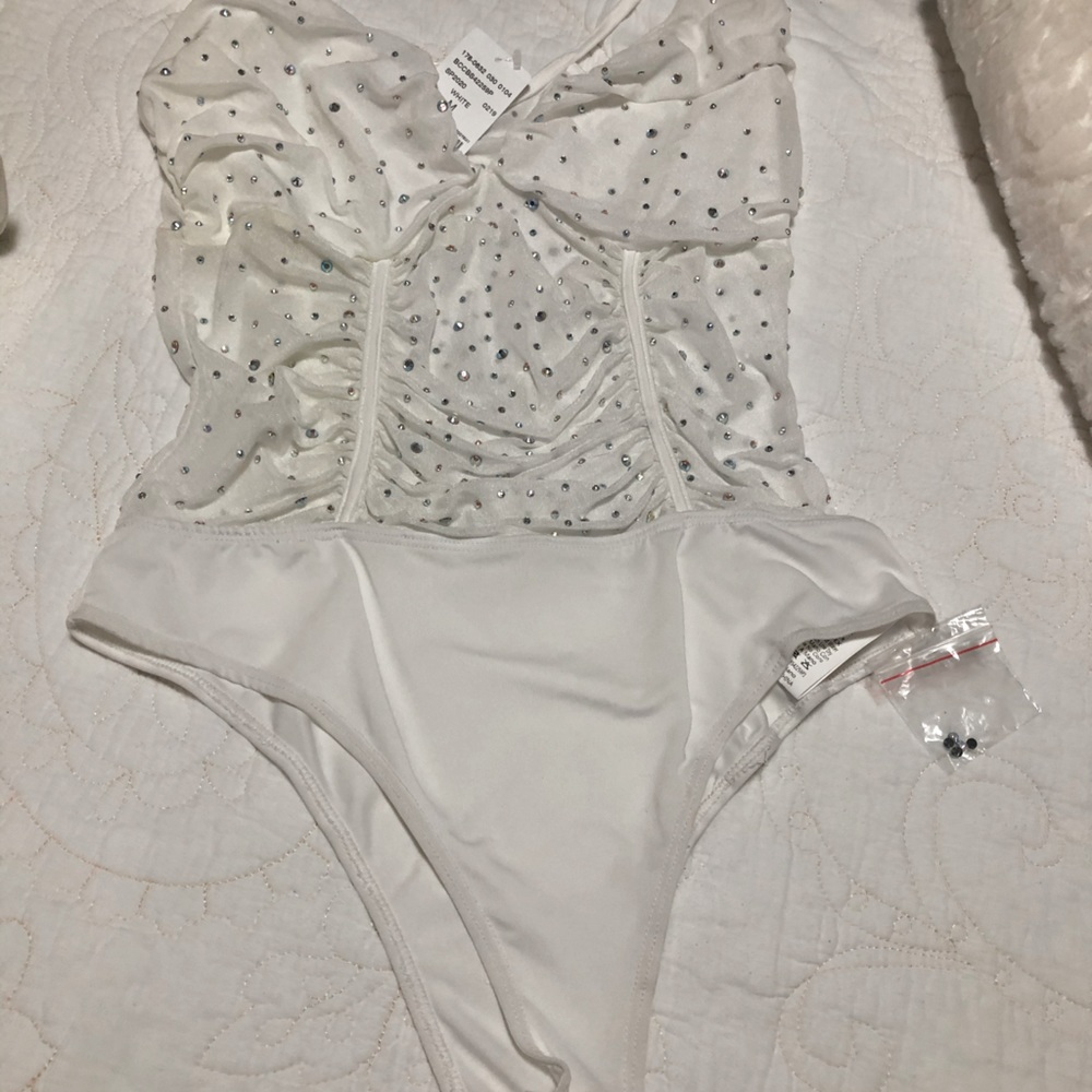 White medium body suit